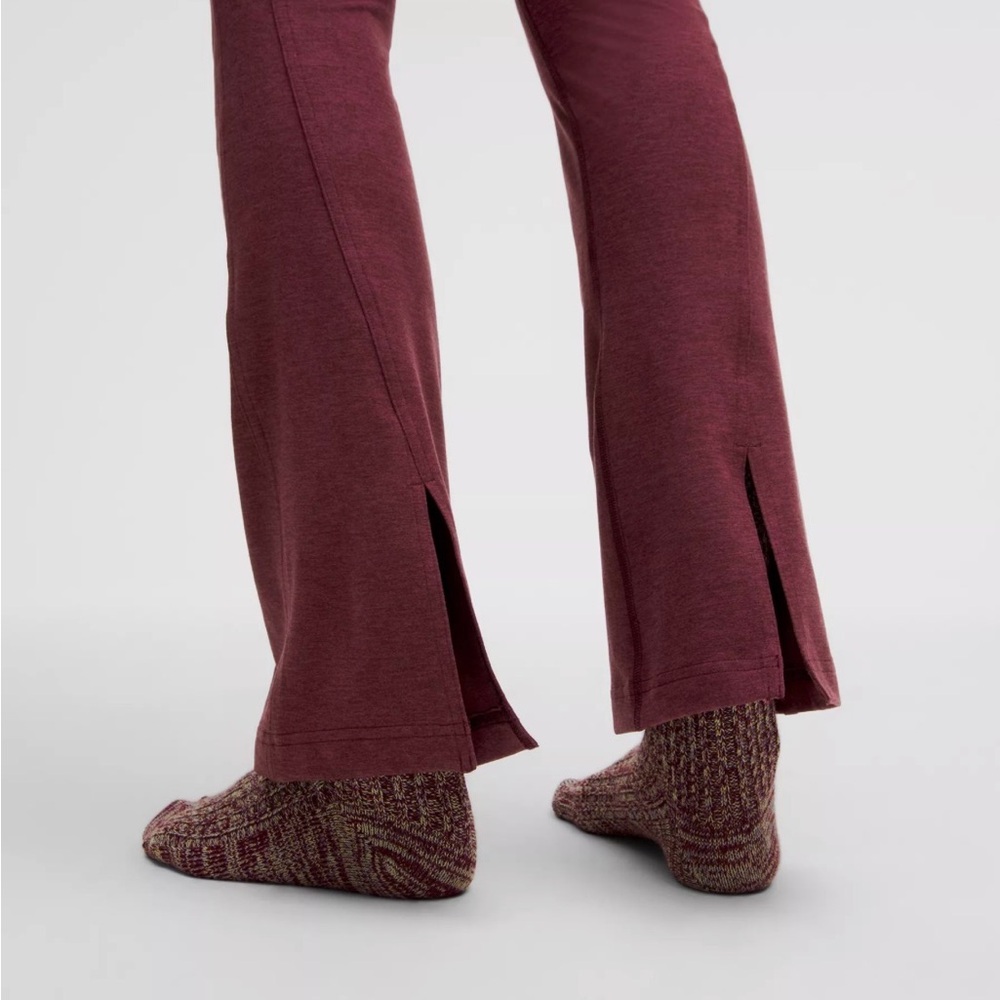 Lululemon softy suedey HR split hem mini flare pant 30” length size 10 - Picture 8 of 9